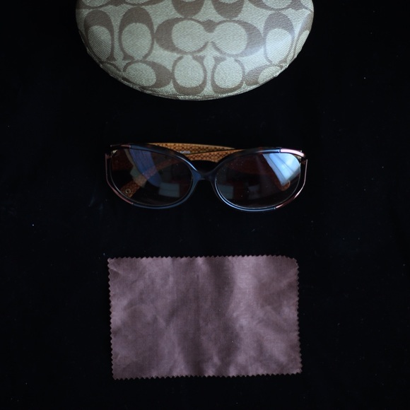 Coach sunglasses - Picture 1 of 4